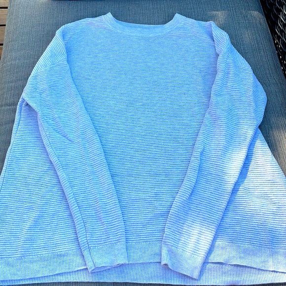 Sweater - Picture 1 of 1